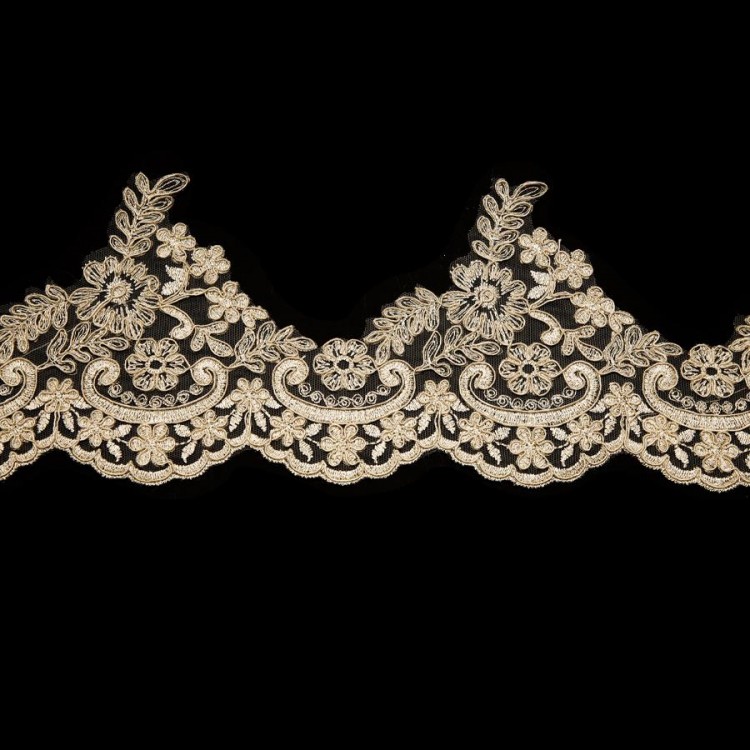 FRANSIZ DANTEL E-044 13,5MT-KAPİÇİNO